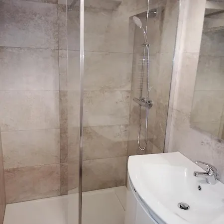 Ramona アパート *